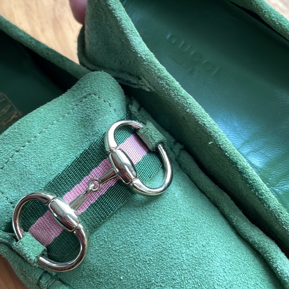 Gucci Green Suede Horsebit Moccasins with Pink Accent - Picture 7 of 7
